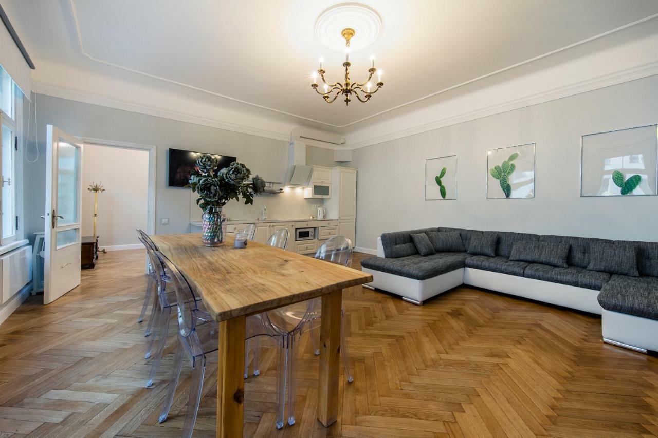 Modern History Apartment Tallinn Exterior foto