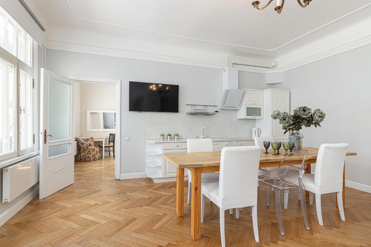 Modern History Apartment Tallinn Exterior foto